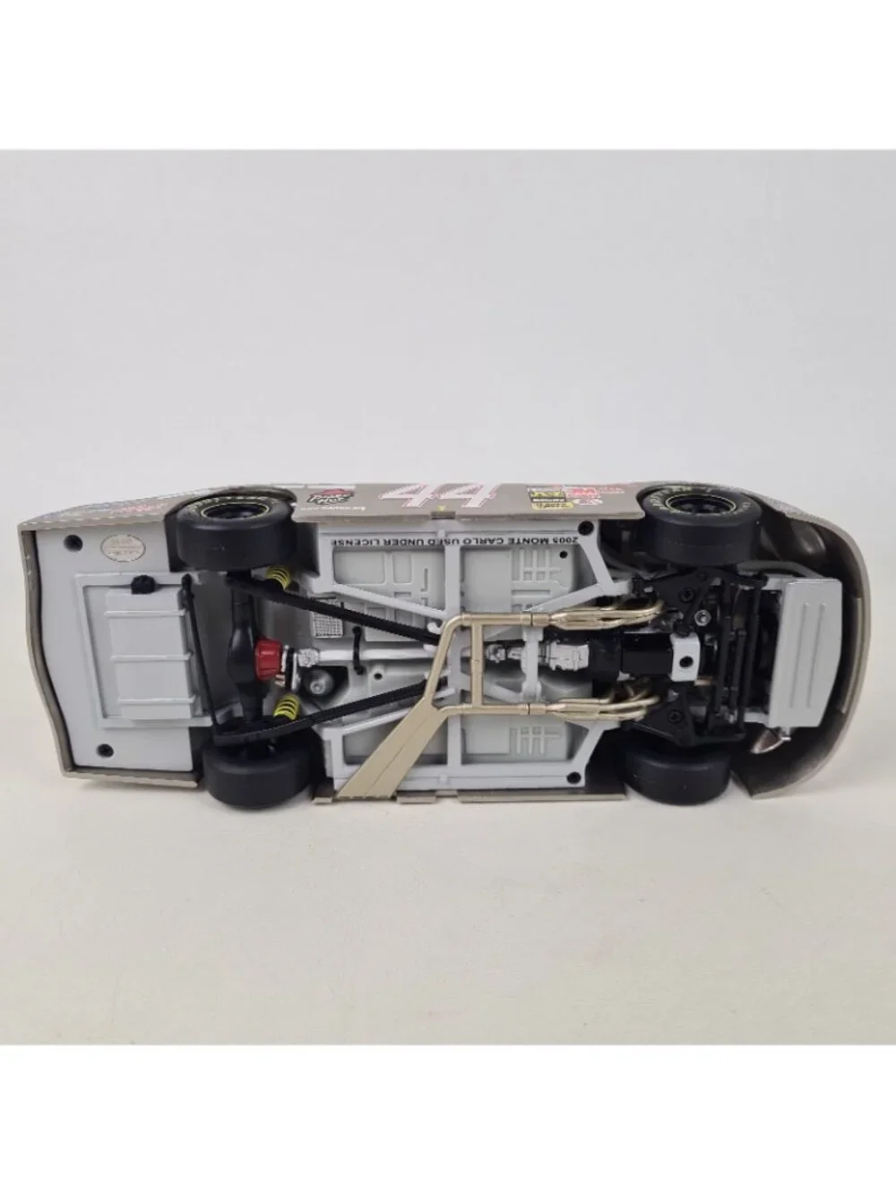 Team Caliber 1:24 Diecast GMAC Racing 2005 Monte Carlo #44 Terry Labonte E16